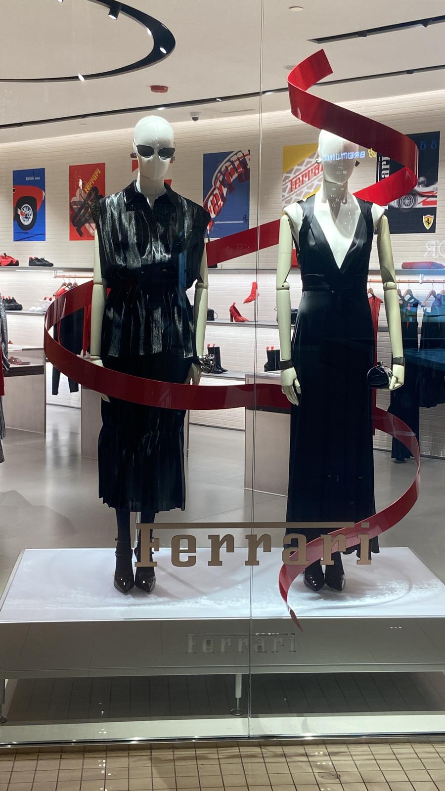 Fashion retail display